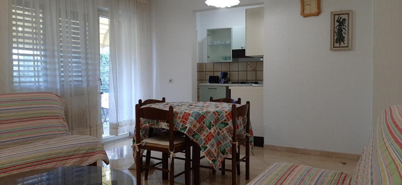 Appartamenti Clara Poreč Kültér fotó